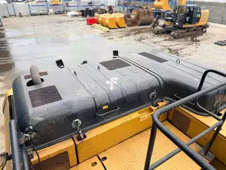 Korečková rýpadla 2016 Caterpillar 336F L (35)