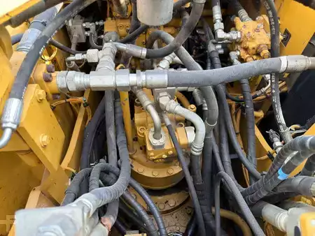 Beltegraver 2013 Caterpillar 320E L (20)