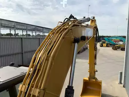 Beltegraver 2013 Caterpillar 320E L (22)