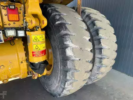 Dumper 2016 Caterpillar 772G - Excellent condition! (22)