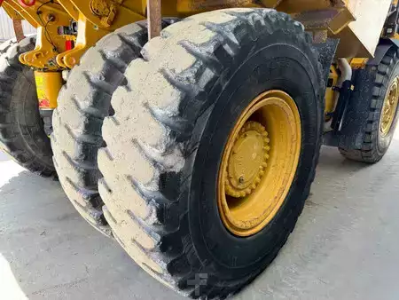 Dumper 2016 Caterpillar 772G - Excellent condition! (23)