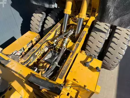 Dumper 2016 Caterpillar 772G - Excellent condition! (25)