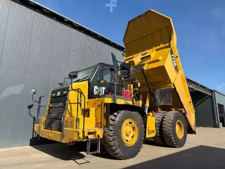Dumper 2016 Caterpillar 772G - Excellent condition! (31)