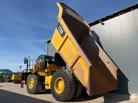 Dumper 2016 Caterpillar 772G - Excellent condition! (32)