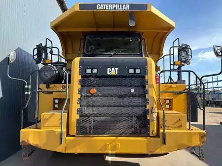 Dumper 2016 Caterpillar 772G - Excellent condition! (8)