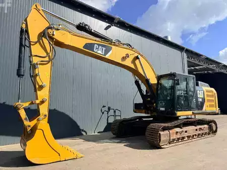 Beltegraver 2012 Caterpillar 329E LN (1)