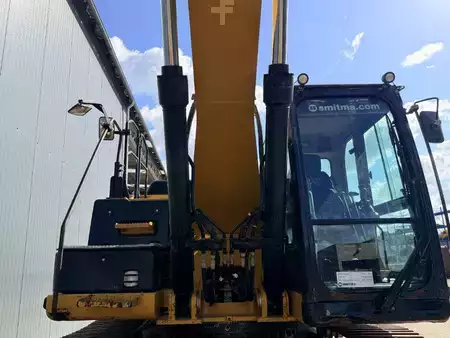 Beltegraver 2012 Caterpillar 329E LN (27)