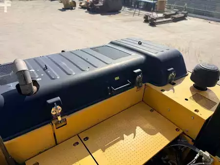Beltegraver 2012 Caterpillar 329E LN (35)