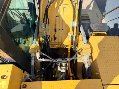 Beltegraver 2012 Caterpillar 329E LN (36)