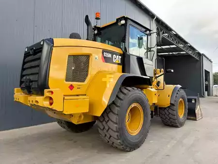 Chargeuse sur pneus 2018 Caterpillar 926M - 990 HOURS - FORKS - 3rd VALVE (3)