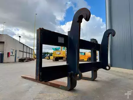 Chargeuse sur pneus 2018 Caterpillar 926M - 990 HOURS - FORKS - 3rd VALVE (31)