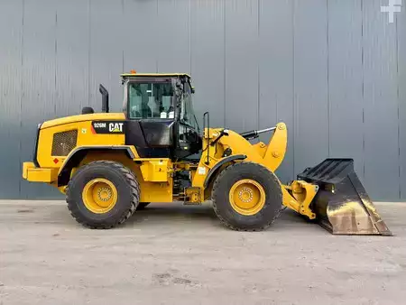 Chargeuse sur pneus 2018 Caterpillar 926M - 990 HOURS - FORKS - 3rd VALVE (6)