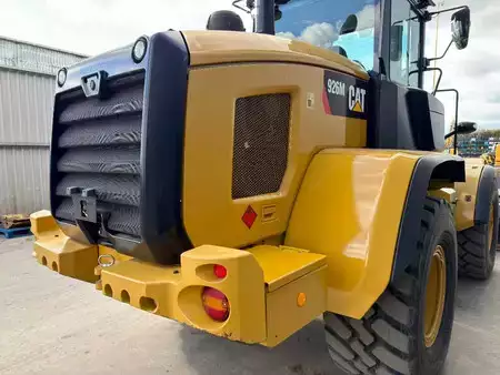Chargeuse sur pneus 2018 Caterpillar 926M - 990 HOURS - FORKS - 3rd VALVE (8)