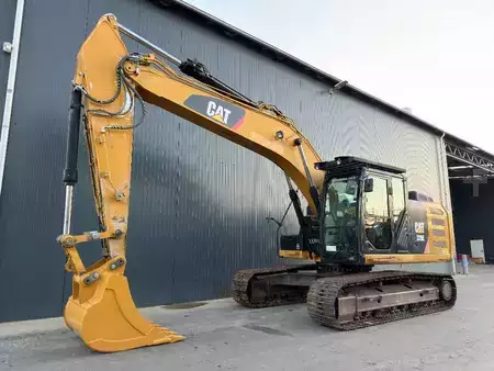 Beltegraver 2012 Caterpillar 320 EL N (1)