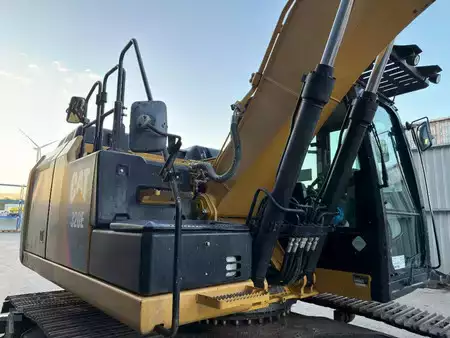 Beltegraver 2012 Caterpillar 320 EL N (10)