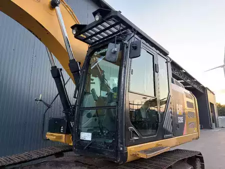 Beltegraver 2012 Caterpillar 320 EL N (8)