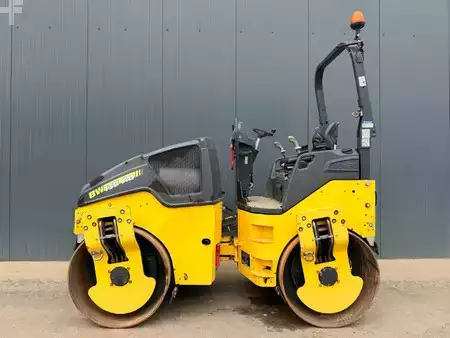 Tandemruller 2017 BOMAG BW 138 (17)