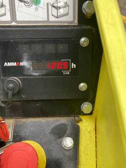 Pozostałe 2019 Ammann ARR 1585 (1)