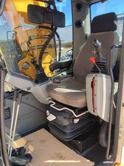 Korečková rýpadla 2023 Liebherr R914 Compact (8)