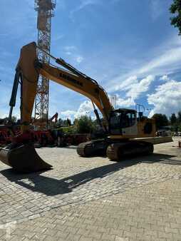 Liebherr R938