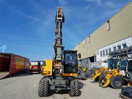 Escavadora de rodas 2023 Liebherr A916 Compact (9)