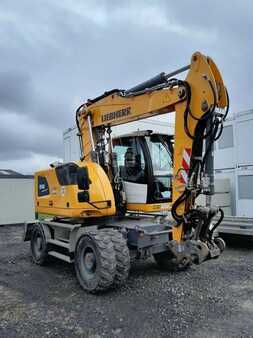 Liebherr A918 Compact