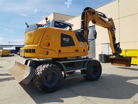 Pelle sur pneus 2023 Liebherr A910 Compact (9)