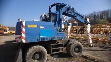 Pelle sur pneus 0 Liebherr A900-C (1)