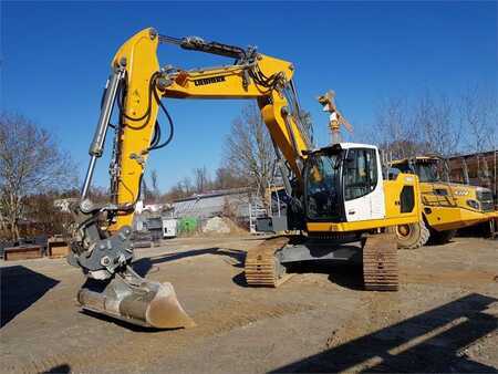 Rupsgraafmachines 2023 Liebherr R922 (9)