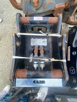 Aggregat 2019 OilQuick OQ 60 Anbauplatte AC6 (3)