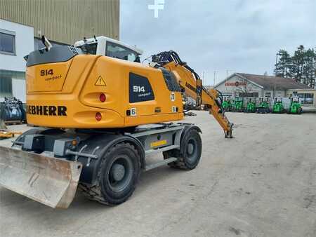 Liebherr A914 Compact