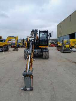 Liebherr A914 Compact