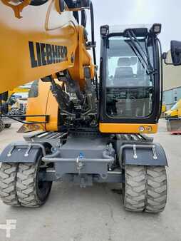 Liebherr A914 Compact