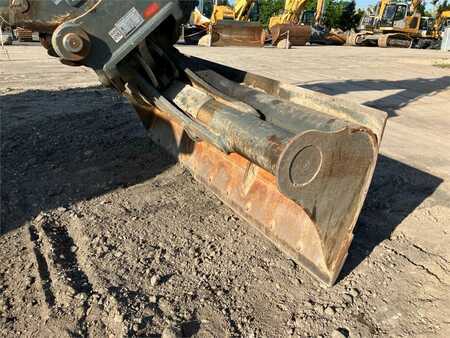 Mobilbagger 2023 Liebherr A914 Compact (13)