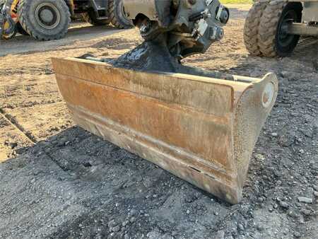 Mobilbagger 2023 Liebherr A914 Compact (14)