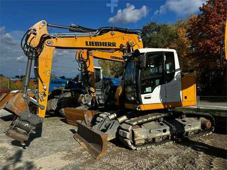 Escavatori cingolati 2020 Liebherr R914 Compact (1)