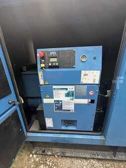 Other 2006 Sdmo V220C (6)