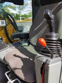 Wheel Excavators 2023 Liebherr A918 Compact (11)