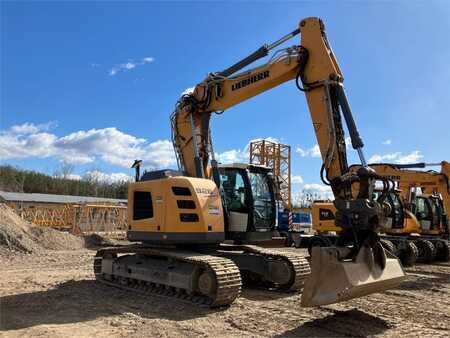 Koparki gąsienicowe 2017 Liebherr R926 Compact (1)