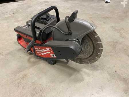 Altri 2021 MILWAUKEE MXFuel MXF COS350 (3)