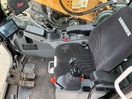 Koparki gąsienicowe 2023 Liebherr R926 MultiUser (4)