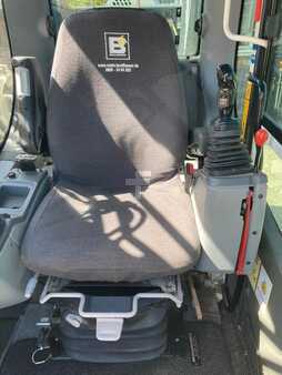 Koparki gąsienicowe 2022 Liebherr R926 (6)