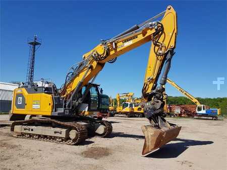 Korečková rýpadla 2022 Liebherr R930 (8)