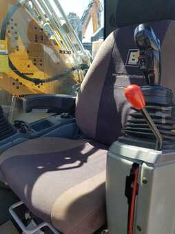 Korečková rýpadla 2022 Liebherr R930 (9)