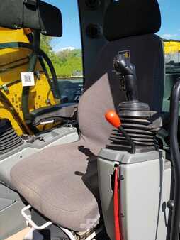 Wheel Excavators 2023 Liebherr A918 Compact (3)