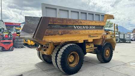 Volvo BM 425C - 1986 YEAR