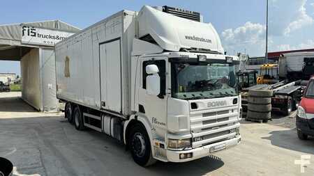 Scania R 114 6X2 carrier fridge - ramp