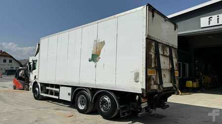 Scania R 114 6X2 carrier fridge - ramp