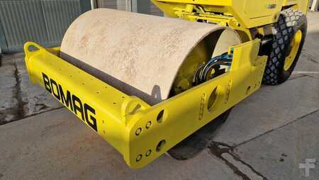 BOMAG BW 177 D-3 - 2000 YEAR - 3865 WORKING HOURS