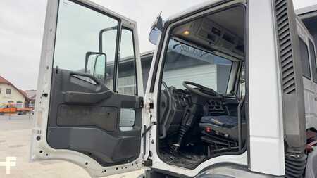 Iveco EUROCARGO ML180 E28